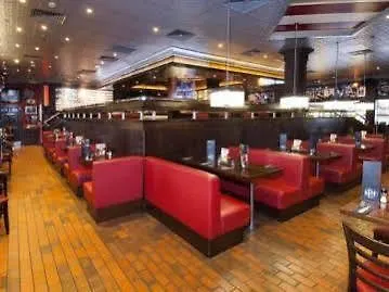 Premier Premier Centre Готель